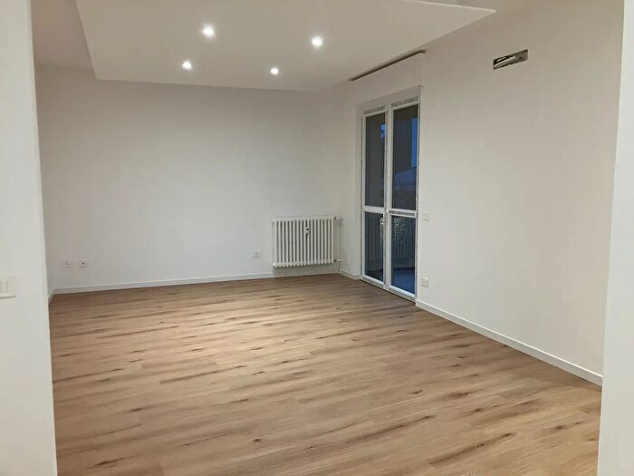 Appartamento quadrilocale in vendita in Via Molinello, Missaglia