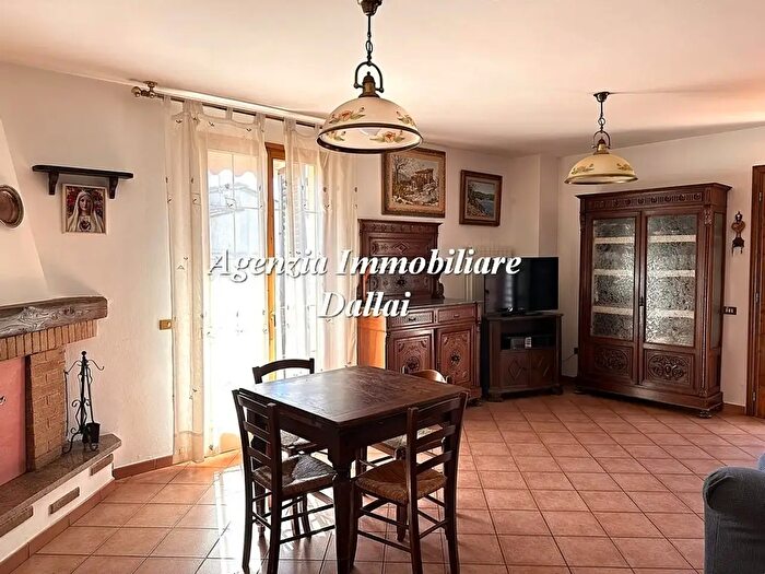 Casa quadrilocale in affitto in Via Fratelli Cervi, Scarperia e San Piero