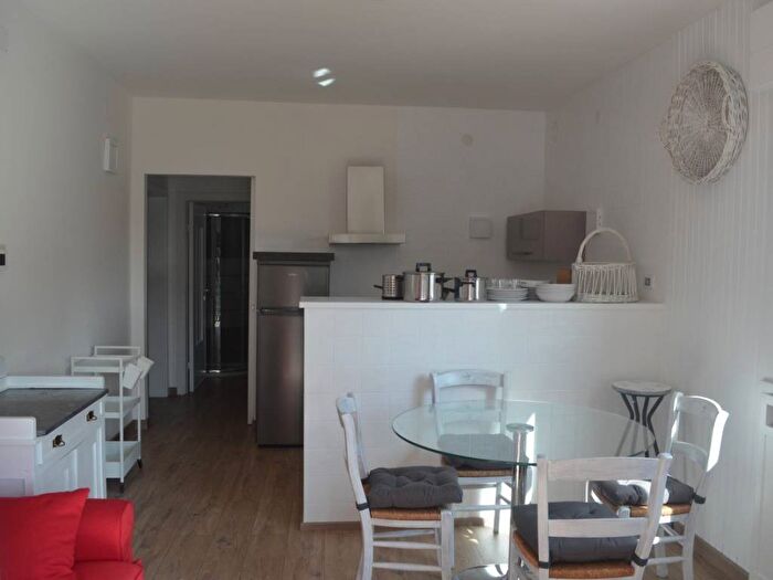 Appartamento bilocale in affitto in Viale E Bagnoli, Castelnuovo Ne Monti, Castelnovo Ne Monti