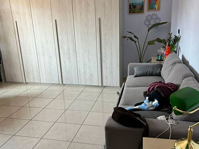 Appartamento monolocale in affitto in Via Michele Vernieri, Centro, Salerno