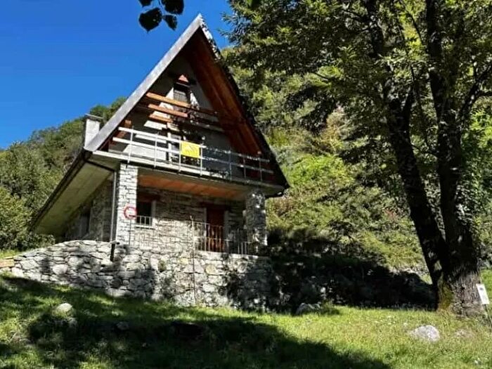 Casa bilocale in vendita in Cervarolo Villa Inferiore Varallo Cellio con Breia Vercelli Piemonte Italia, Varallo