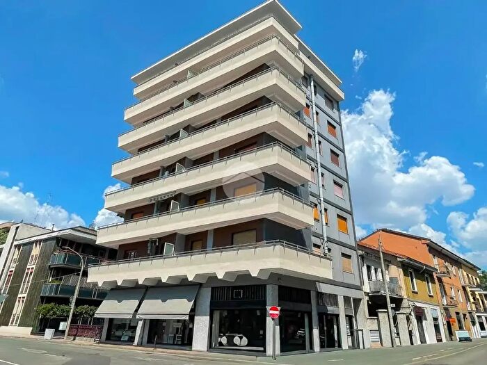 Appartamento trilocale in affitto in Via C Sormani, Cusano Milanino