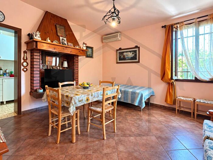 Casa bilocale in vendita in Via Renato Serra, Centro, Abano Terme