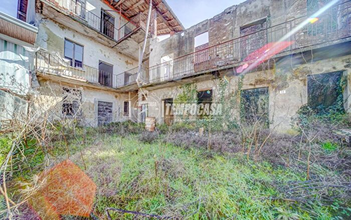 Casa con 5 locali in vendita in Via G Matteotti, Golasecca