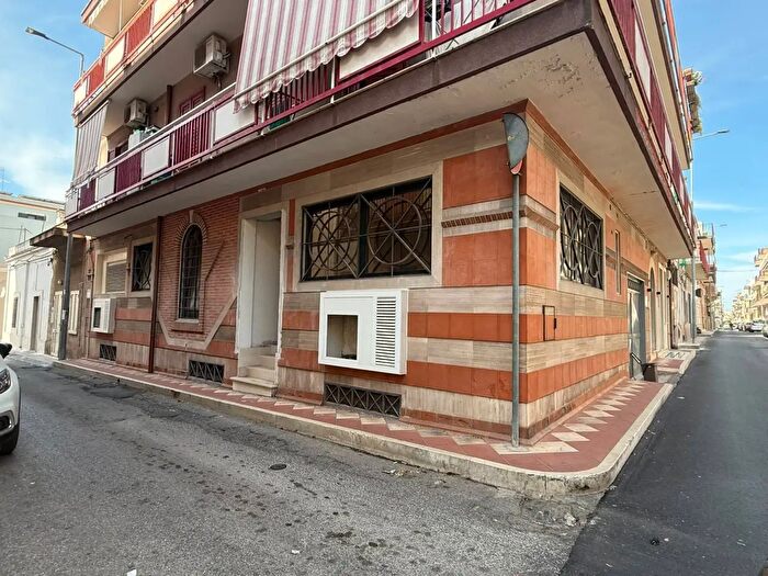 Appartamento trilocale in vendita in Via Trento, Massafra