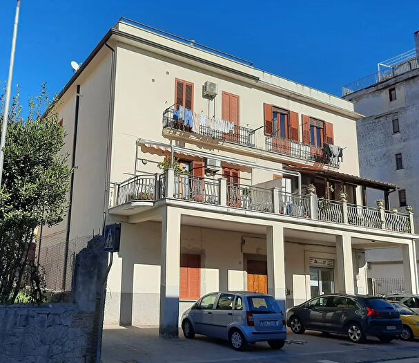 Appartamento trilocale in vendita in Via Statale, Eboli