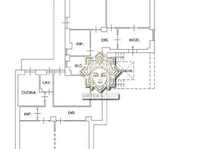 Appartamento con 7 locali in vendita in Via Asiago, Catania