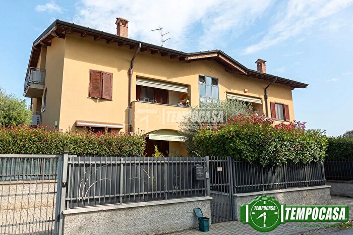 Appartamento bilocale in vendita in Via Madre Teresa di Calcutta, Guardamiglio