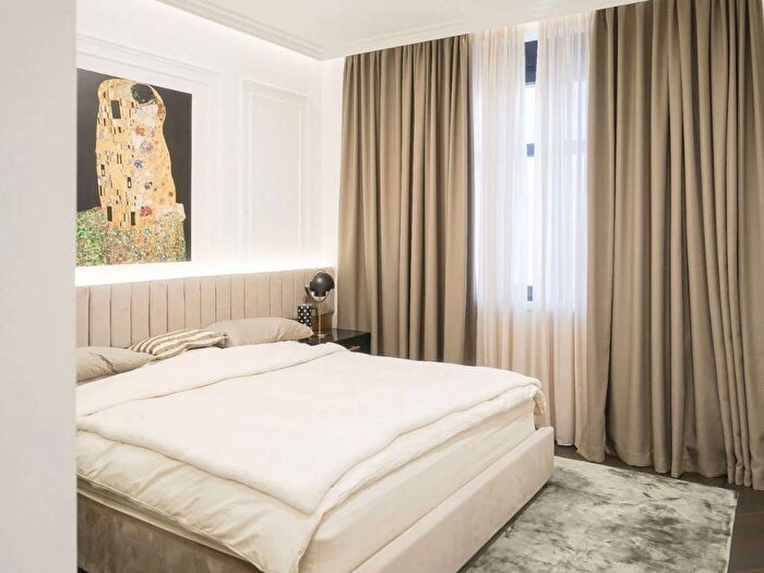 Appartamento quadrilocale in affitto in Porta Venezia, Milano