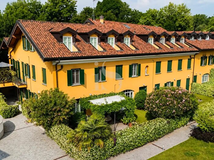 Appartamento bilocale in vendita in Via Grazia Deledda, Villasanta