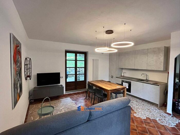 Appartamento trilocale in affitto in Piazza Carlo Alberto, Dogliani