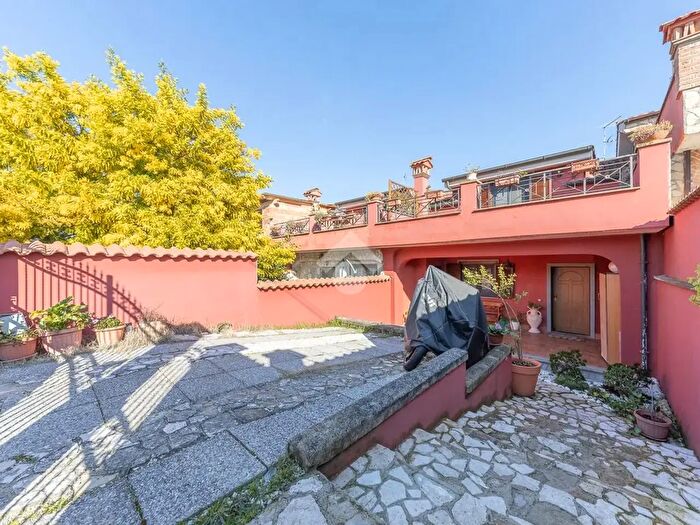 Casa trilocale in vendita in Via Prima della Palude, SantAngelo Romano