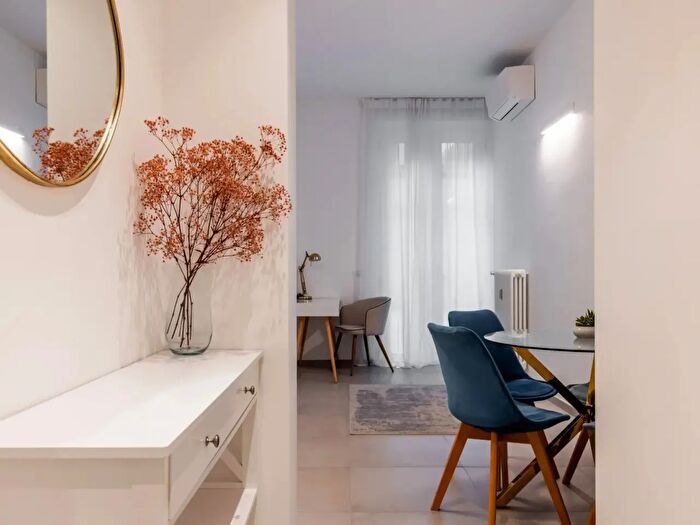 Appartamento trilocale in vendita in Milano