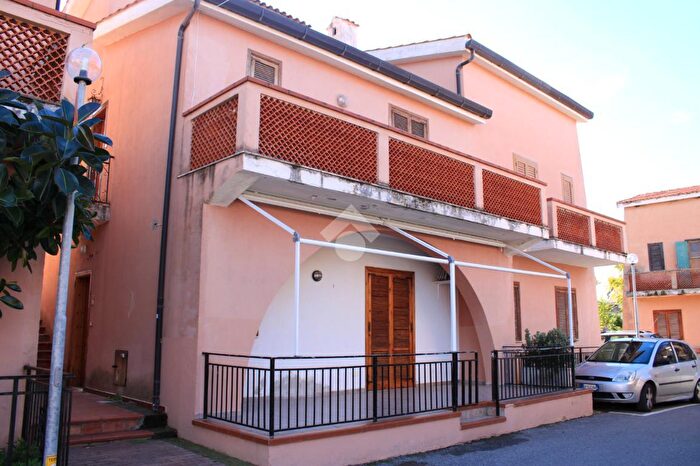 Appartamento quadrilocale in vendita in Corso del Tirreno, Santa Maria Del Cedro