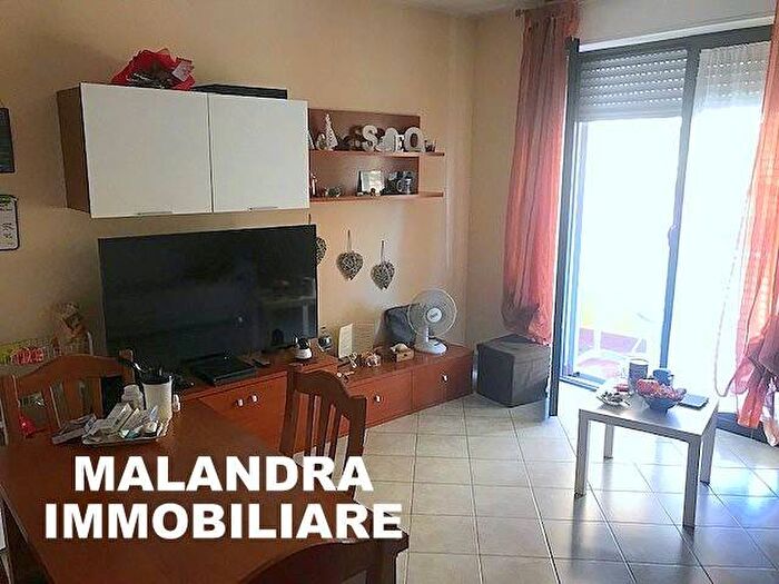 Appartamento bilocale in affitto in Raccordo Santo Stefano, Centro, Oleggio