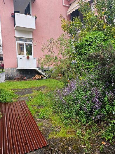 Appartamento con 5 locali in vendita in Seravezza