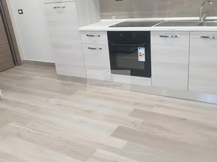 Casa con 5 locali in vendita in Via Formide, Siracusa