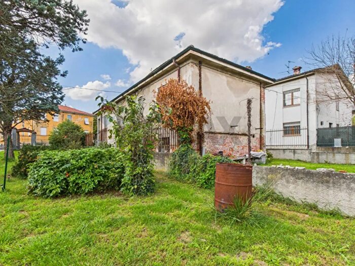 Casa trilocale in vendita in Via Roma, Giussago