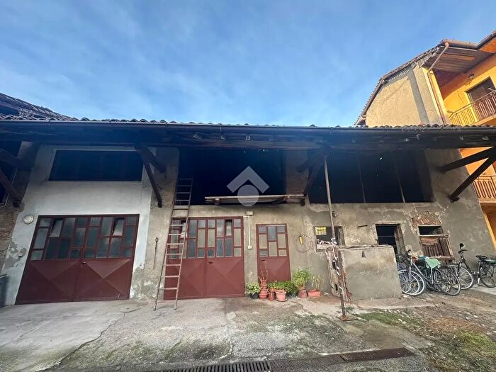 Casa monolocale in vendita in Piazza Leonardo da Vinci, Vaprio DAdda