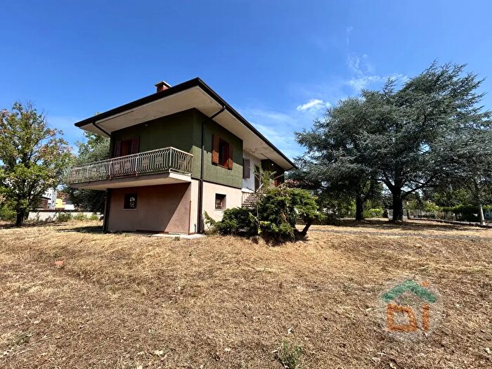Casa quadrilocale in vendita in Via Carlo De Comelli, Gradisca D'Isonzo