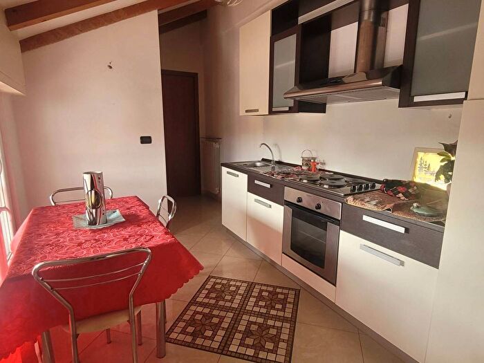 Appartamento bilocale in affitto in Via Luciano Manara, San Lorenzo, Parabiago