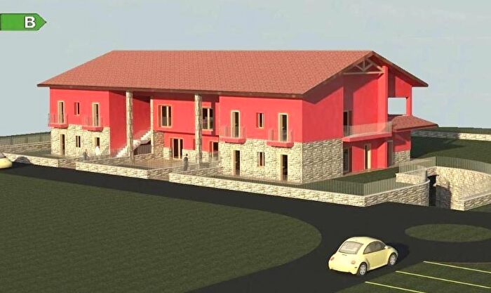 Appartamento trilocale in vendita in Via al Chiarè, Oggiono