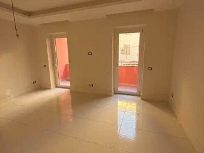 Appartamento trilocale in vendita in Via Tullia, Formia