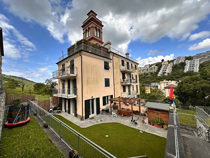 Appartamento in vendita in Genova