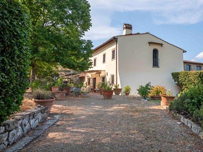 Casa con 6 locali in affitto in Via di Ontignano, Montebeni, Fiesole
