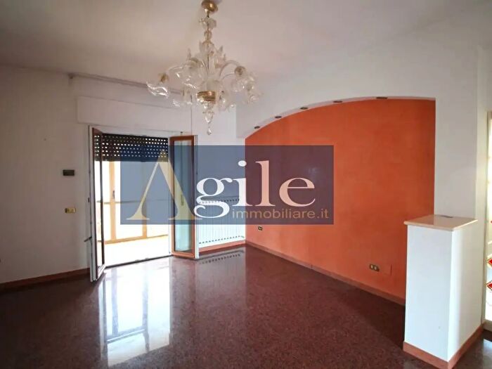 Appartamento con 6 locali in vendita in Via Salaria, Spinetoli