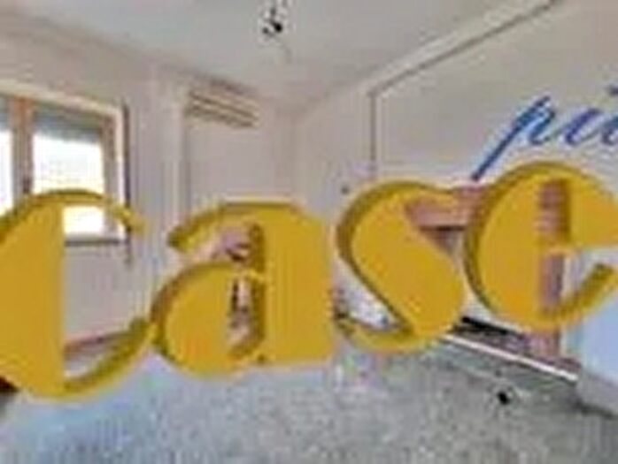 Casa con 5 locali in vendita in Camaiore