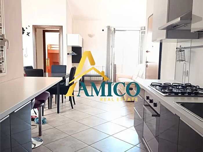 Appartamento trilocale in vendita in Via Corradino di Svevia, Bagheria