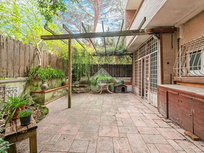 Appartamento quadrilocale in vendita in Via dei Giuochi Istmici, Roma
