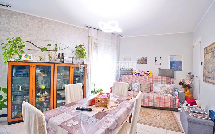 Casa trilocale in vendita in Galliate