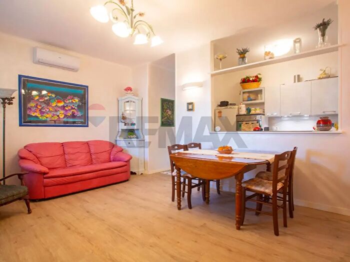 Appartamento quadrilocale in vendita in Viareggio