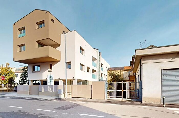 Appartamento trilocale in vendita in Via G Matteotti, Cabiate