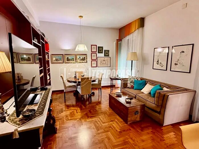 Appartamento bilocale in vendita in Via Giacomo Leopardi, Napoli