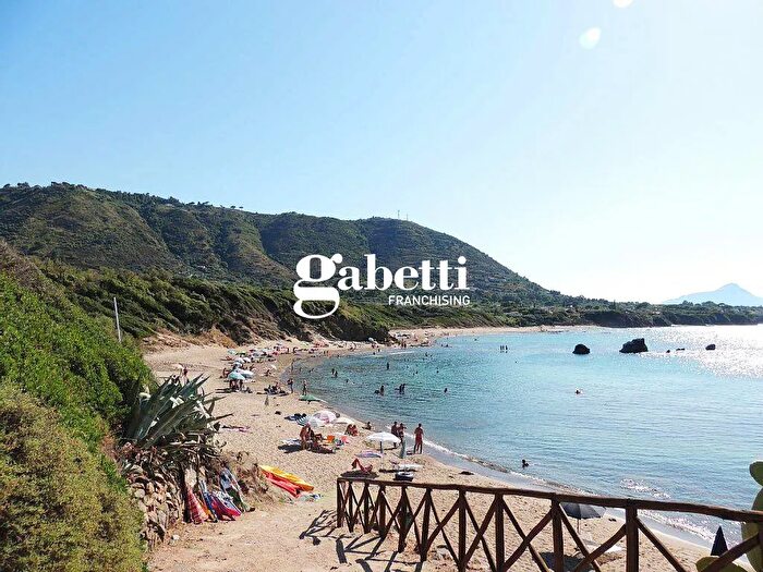 Casa con 5 locali in vendita in Cefalu