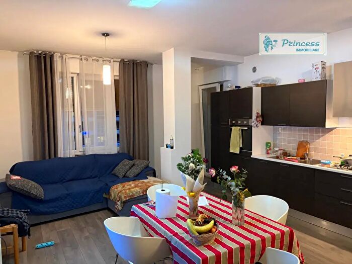 Appartamento trilocale in vendita in Via Romana Rompato, Schio