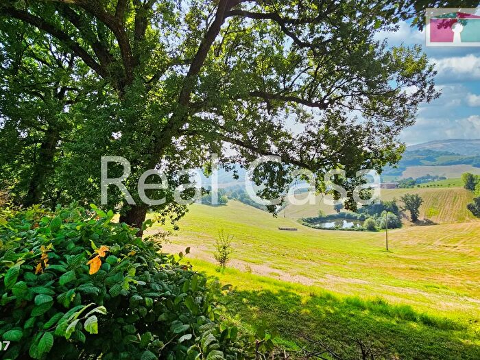 Casa con 11 locali in vendita in Via Abetone Superiore, Maranello