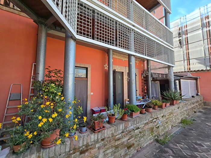 Appartamento quadrilocale in vendita in Via F Filelfo, Tolentino