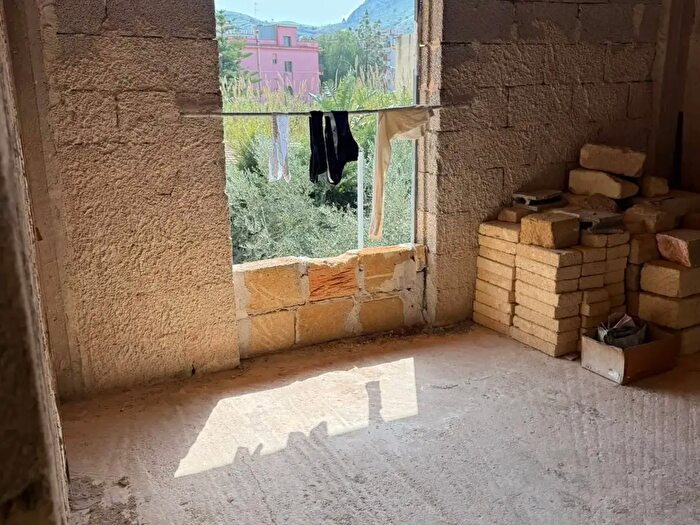 Appartamento con 5 locali in vendita in Via Vecchia di Borgetto, Borgetto