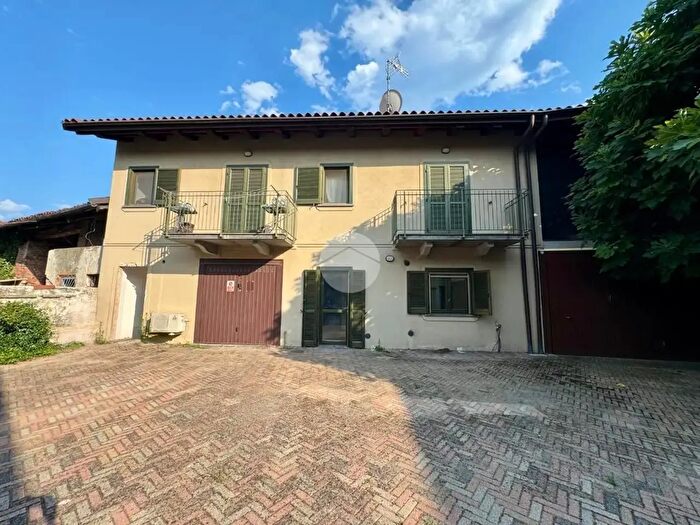 Appartamento bilocale in vendita in Via Carlo Alberto, Volpiano