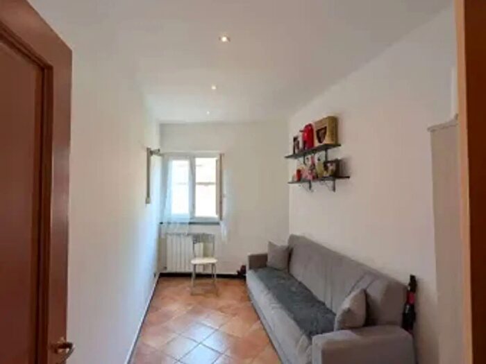 Appartamento bilocale in vendita in Via Beata Chiara, Genova