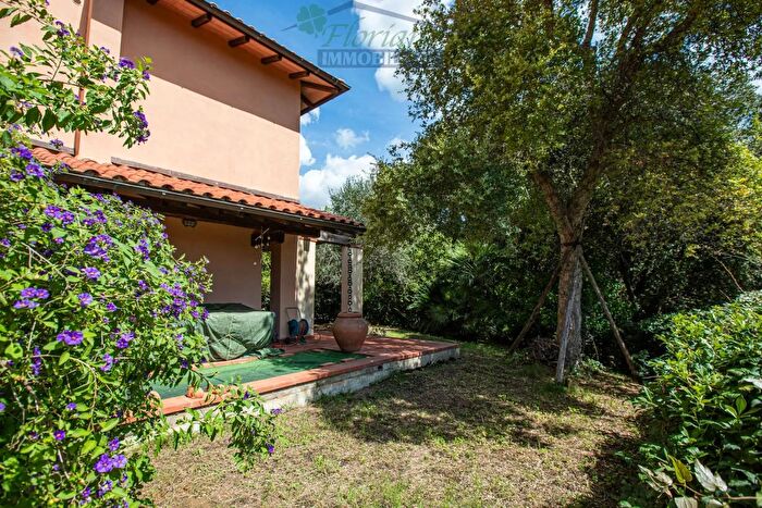 Appartamento trilocale in vendita in Via Giacomo Puccini, Capalbio