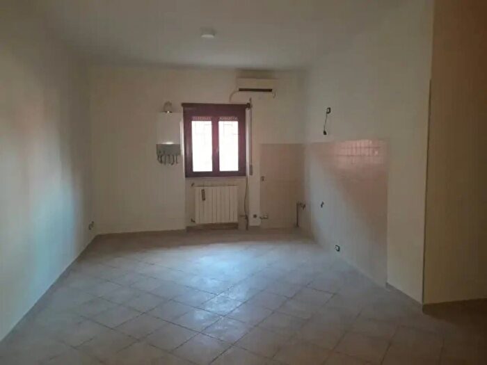 Appartamento bilocale in vendita in Via Ispica, Roma