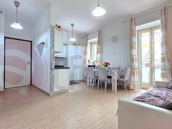 Appartamento quadrilocale in vendita in Via della Libertà, Aquino