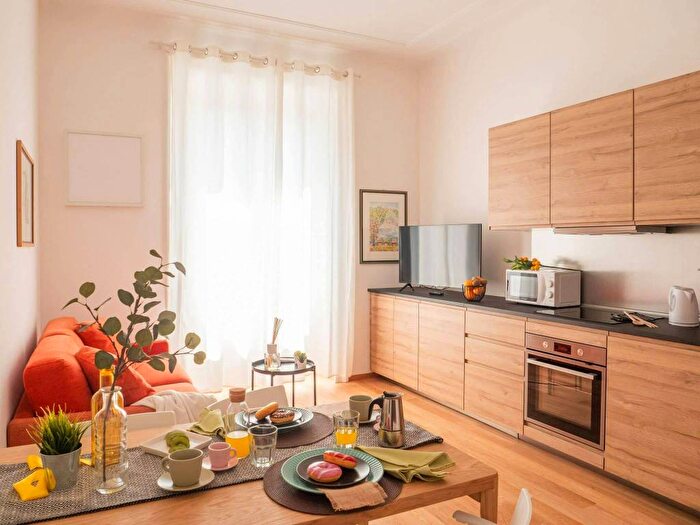 Appartamento monolocale in affitto in Corso Plebisciti, Plebisciti Susa, Milano