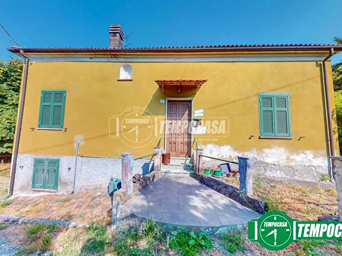 Casa con 5 locali in vendita in Strada di Loreto, Acqui Terme
