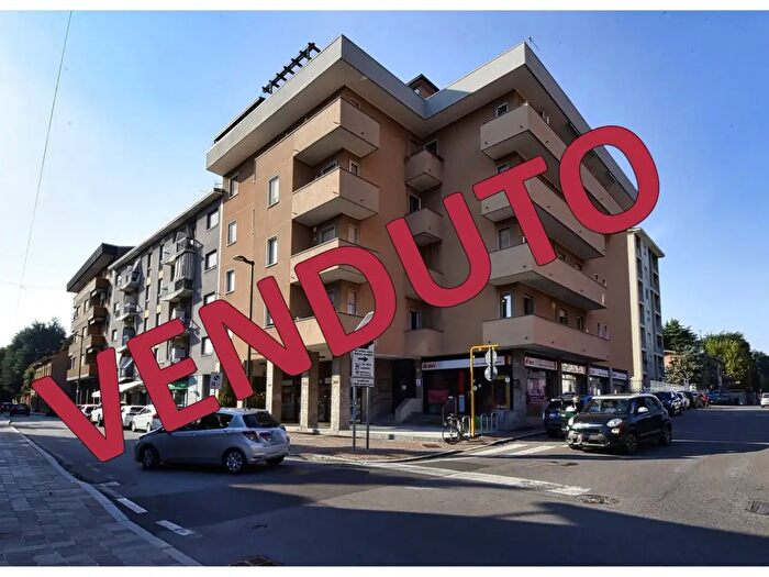 Appartamento trilocale in vendita in Rotondi, Paderno Dugnano